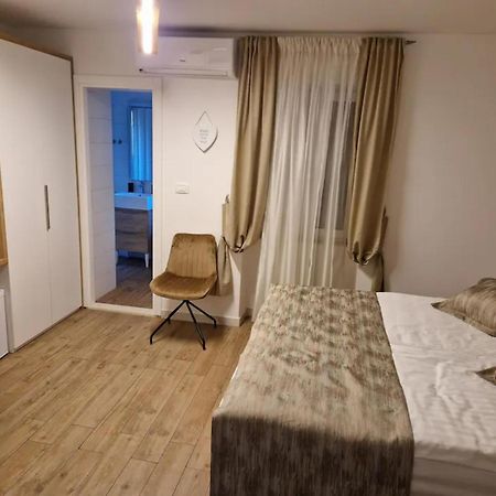 Guesthouse Bepa Split Exterior foto